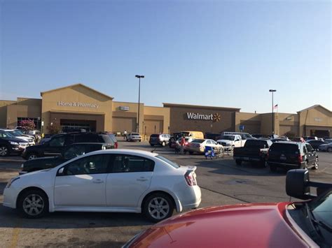 I truly can not stand WALMART. . Walmart supercenter tyler tx